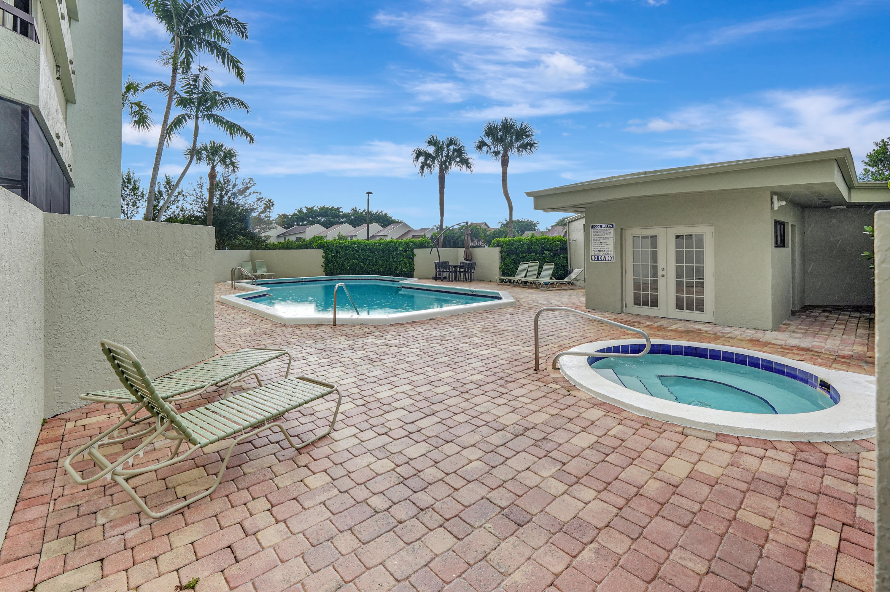 6372 La Costa Drive 403