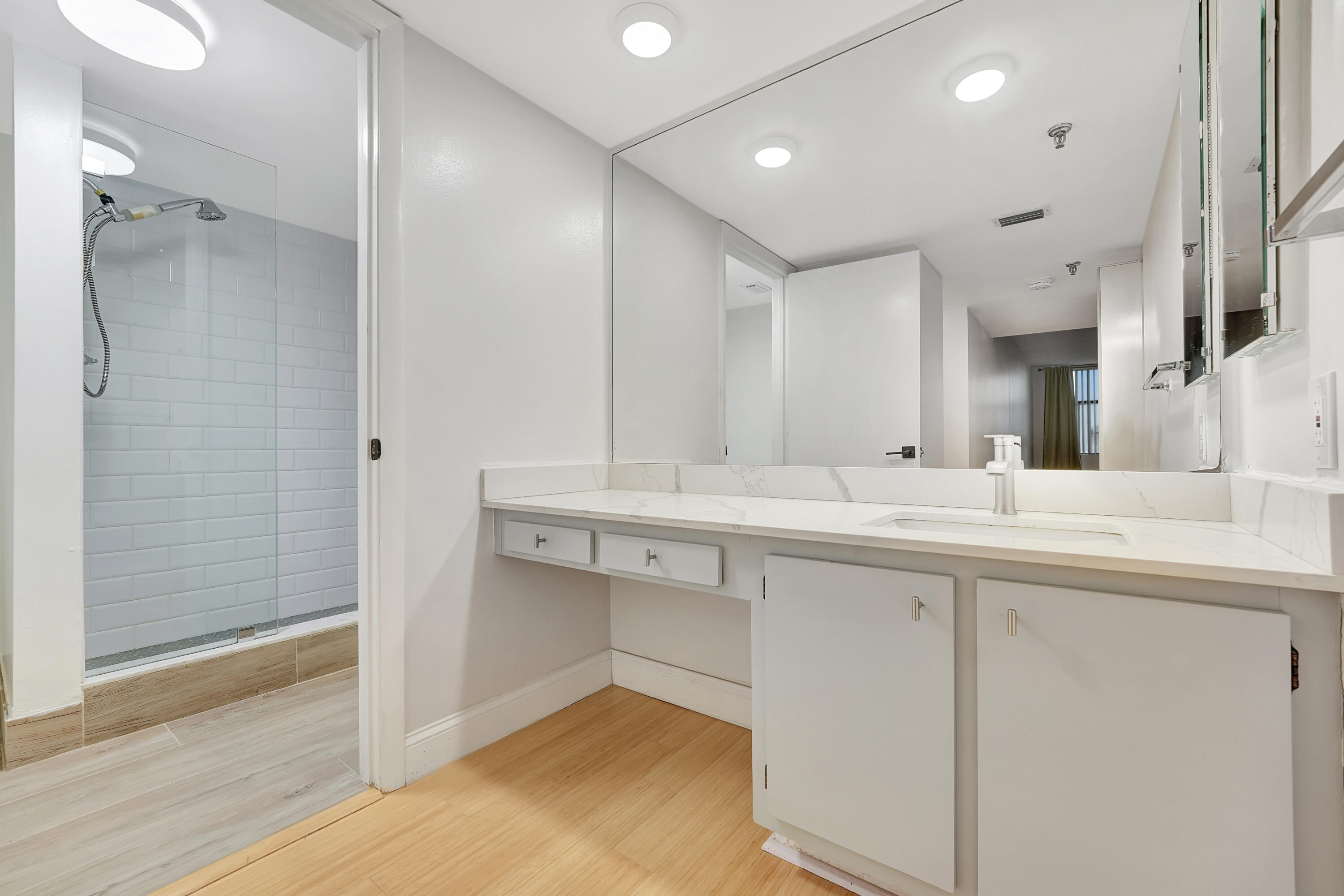 6372 La Costa Drive 403