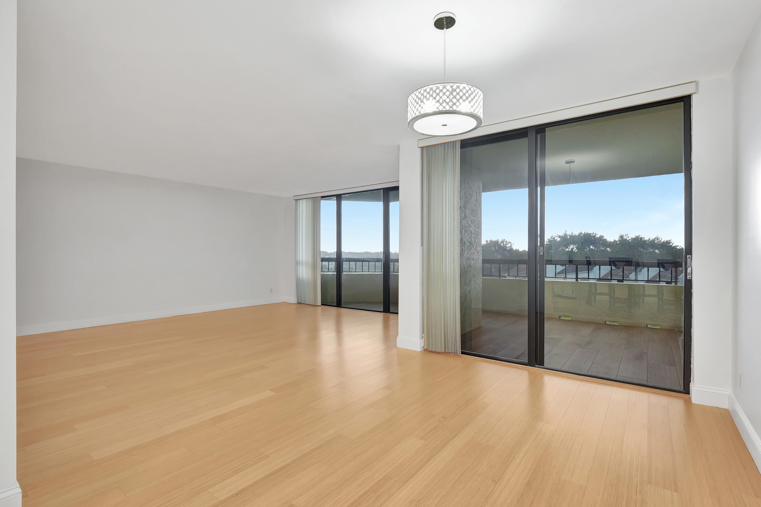 6372 La Costa Drive 403