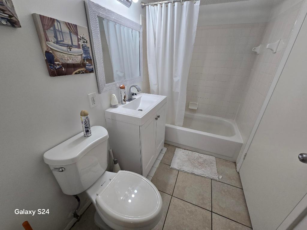 6292 La Costa Drive B