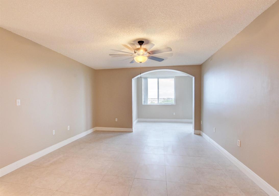 1200 Scotia Drive 508