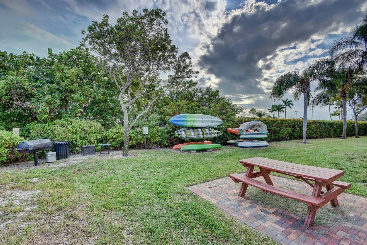 1200 Scotia Drive 508