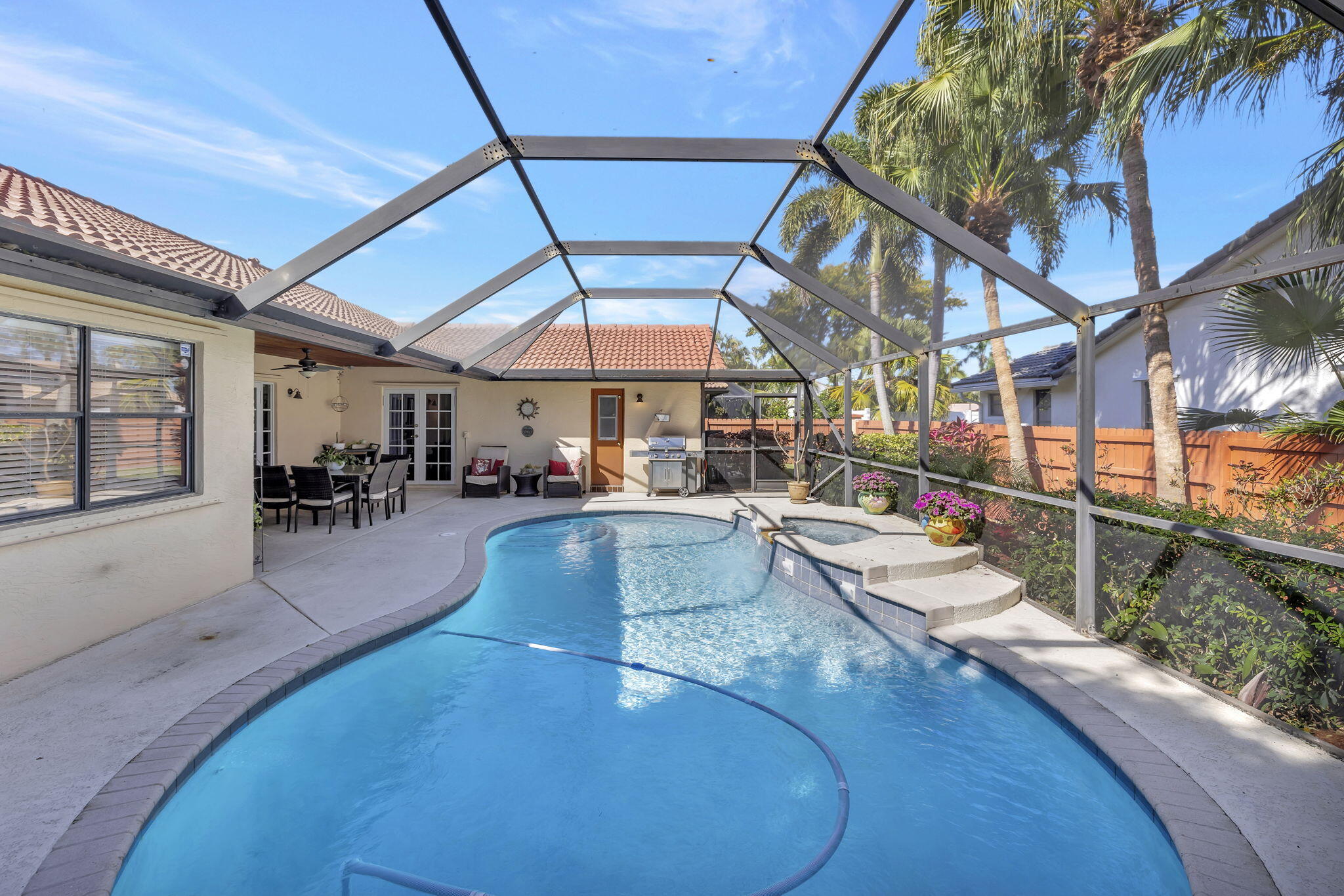 1912 NW 80th Avenue W