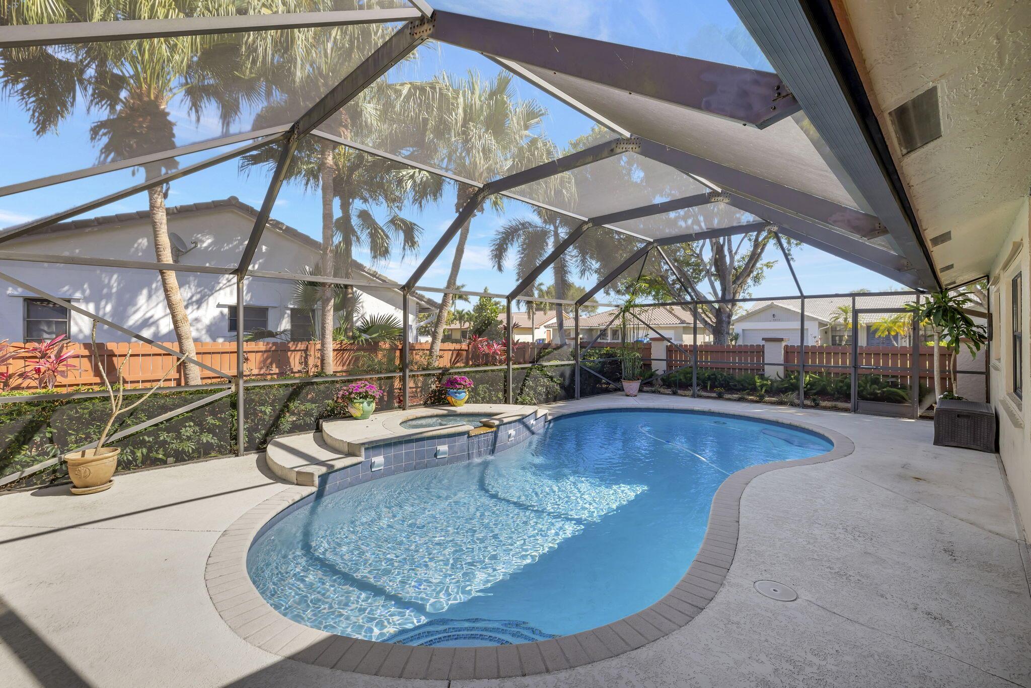 1912 NW 80th Avenue W