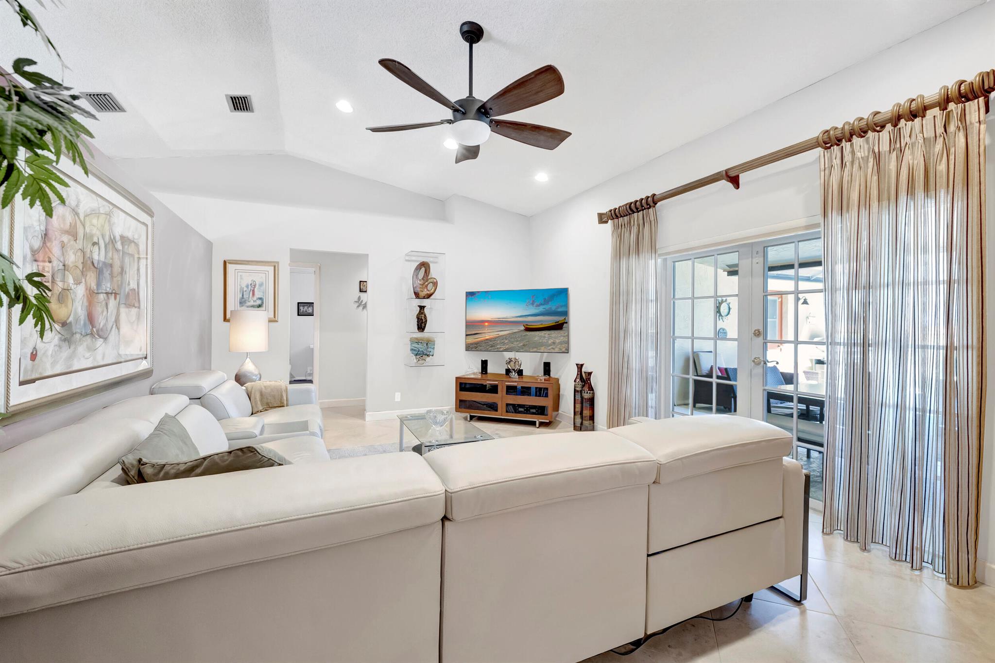 1912 NW 80th Avenue W