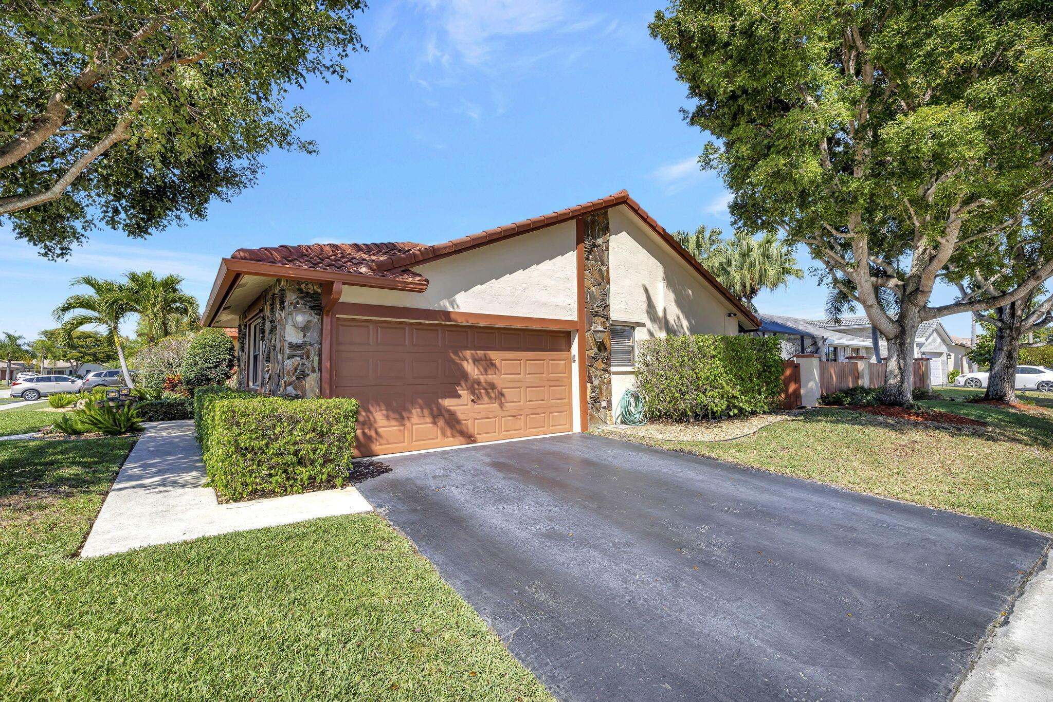 1912 NW 80th Avenue W