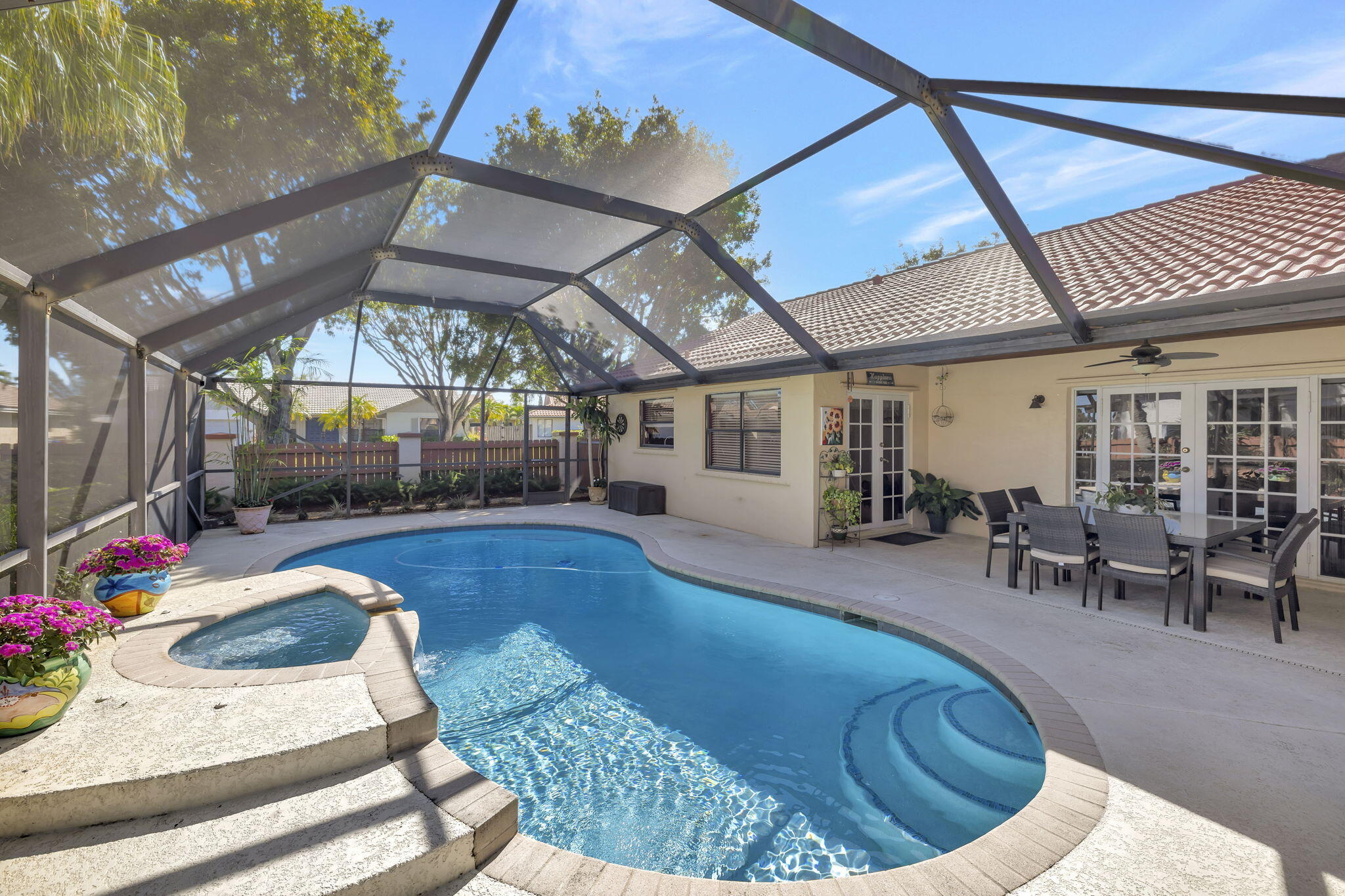 1912 NW 80th Avenue W