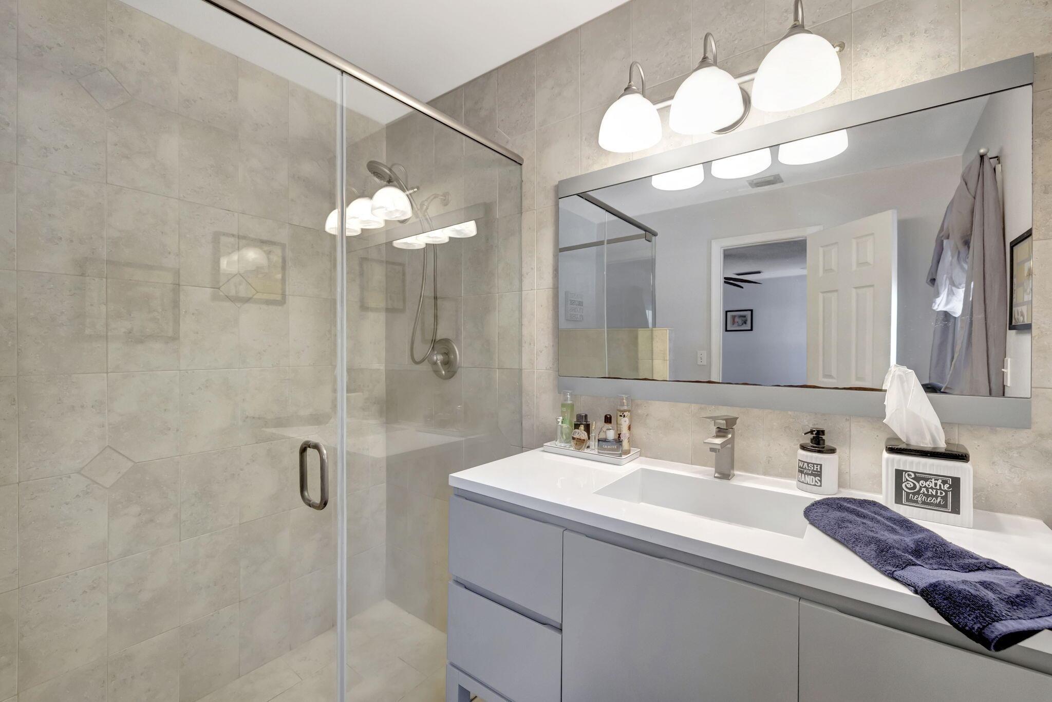 1912 NW 80th Avenue W