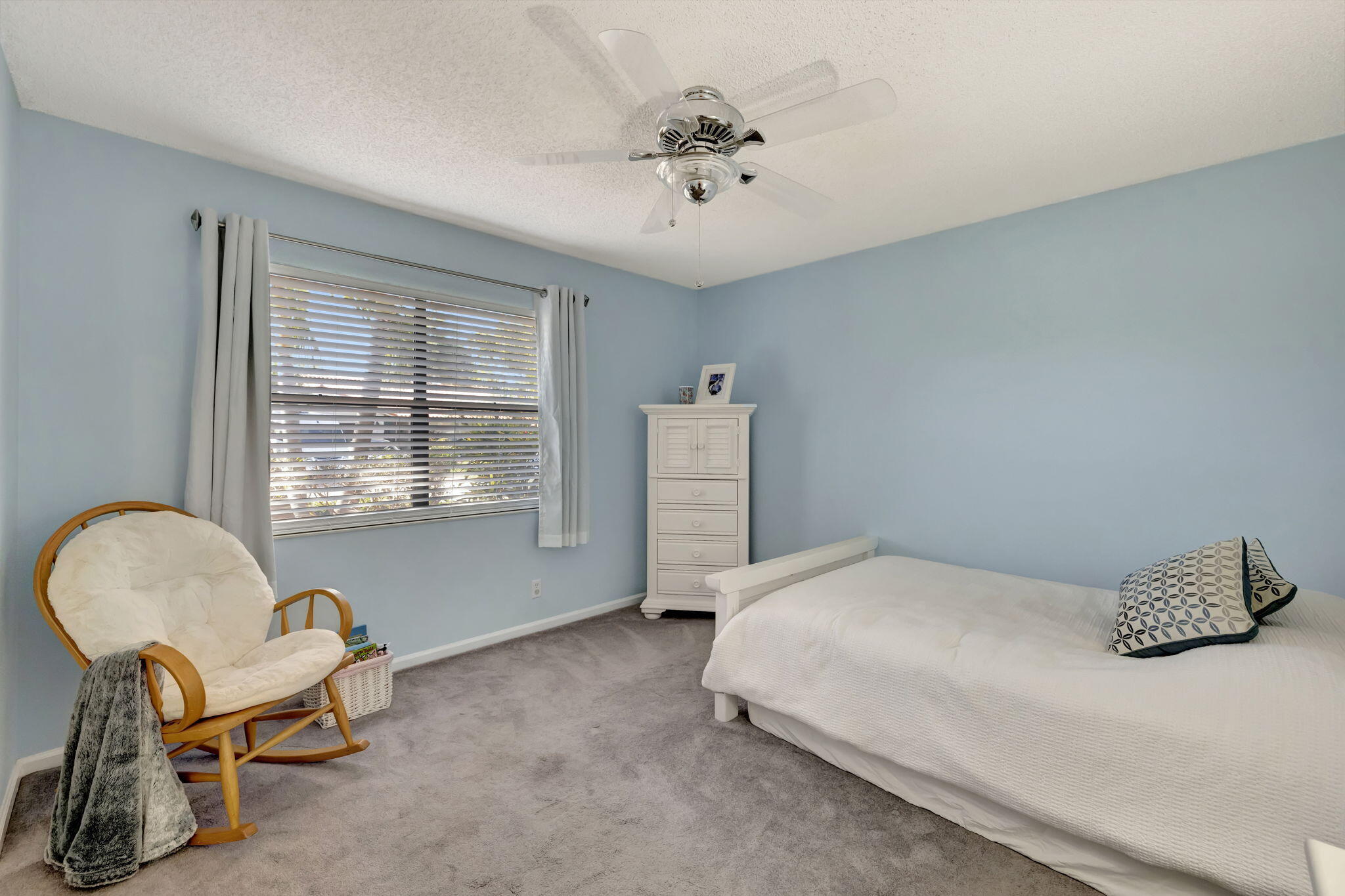 1912 NW 80th Avenue W