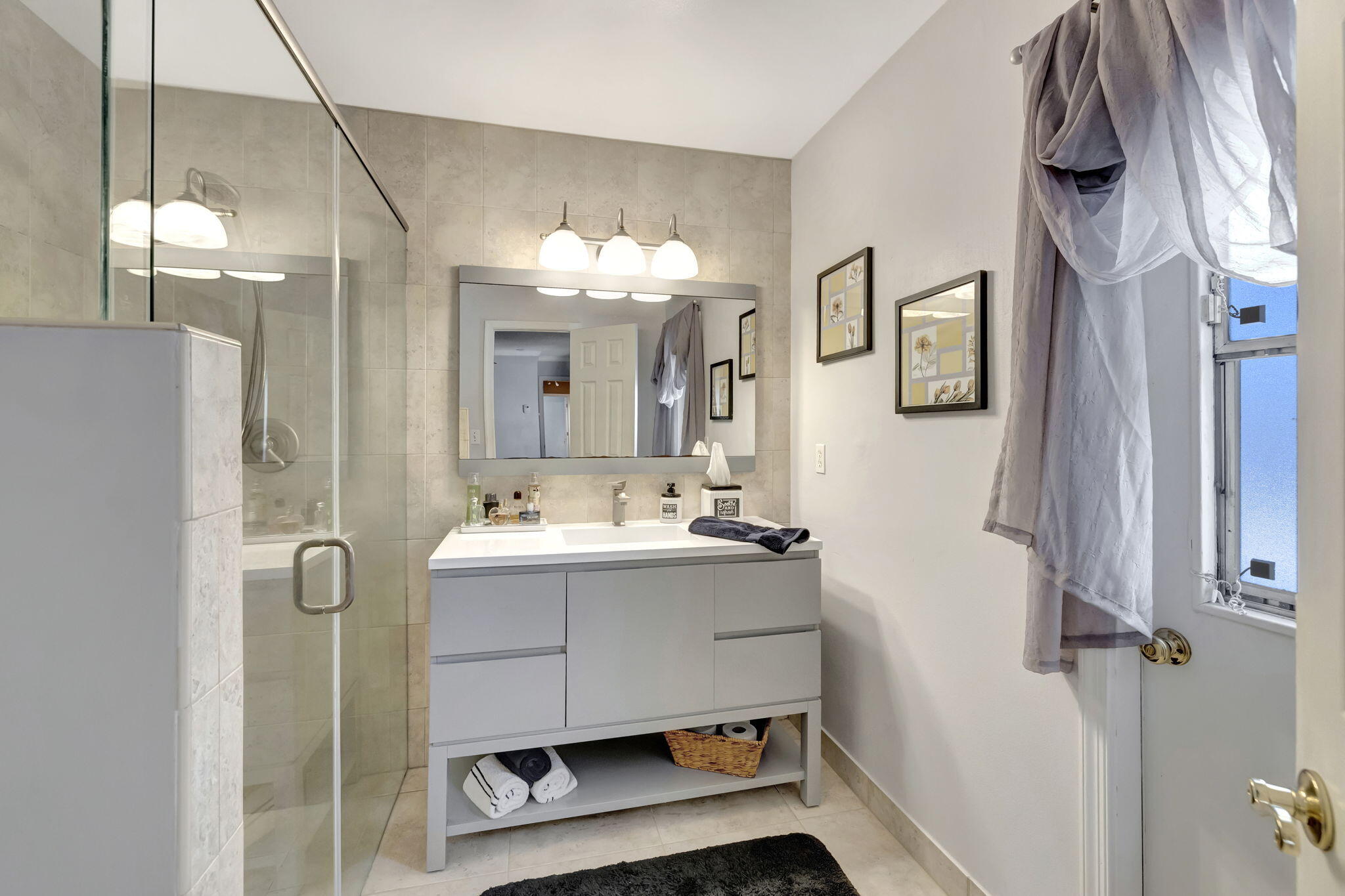 1912 NW 80th Avenue W