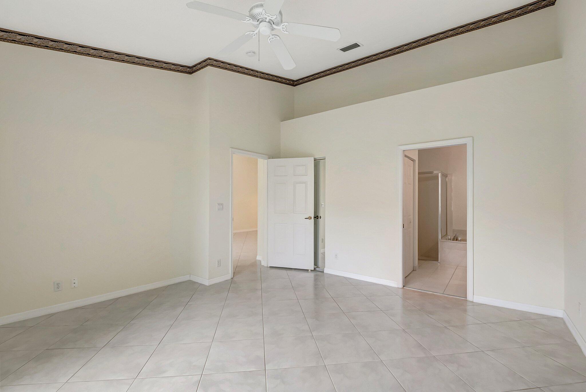 6277 Heliconia Road