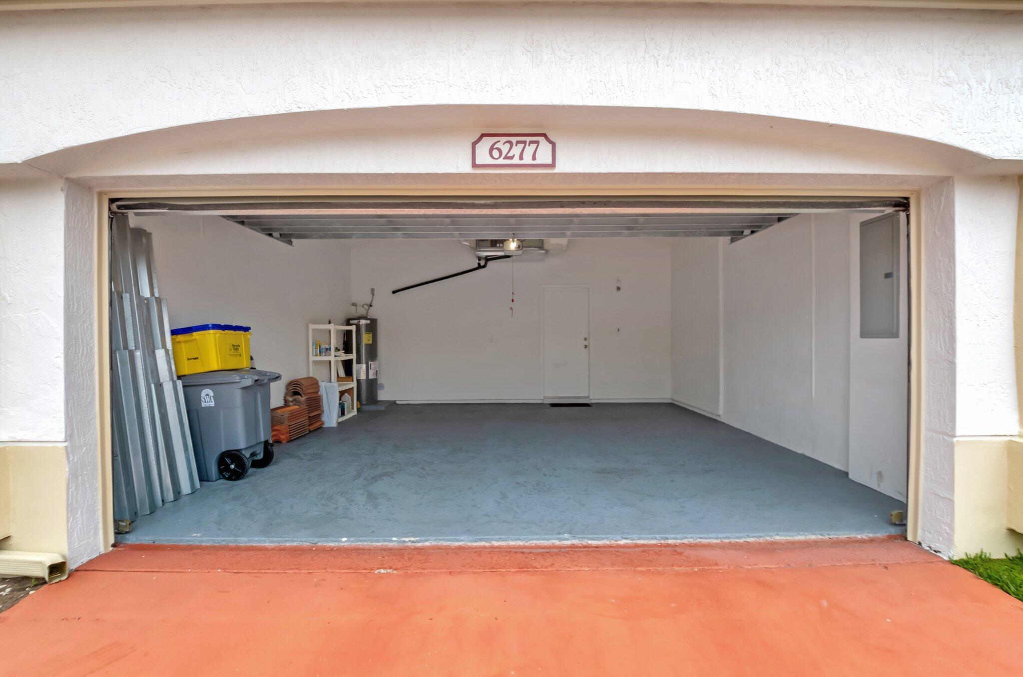 6277 Heliconia Road
