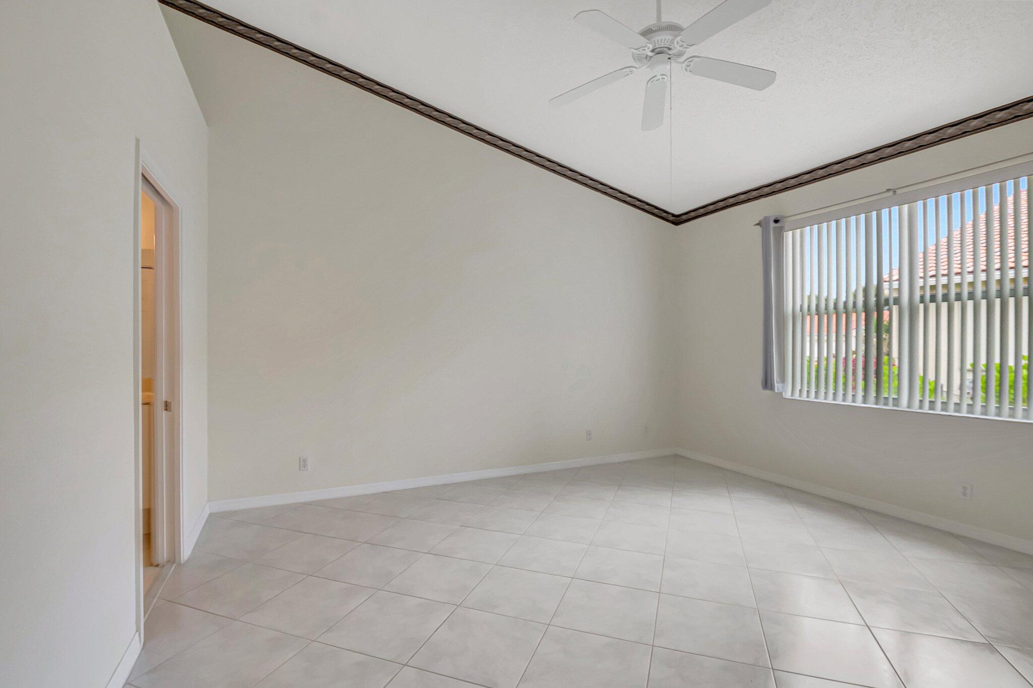 6277 Heliconia Road