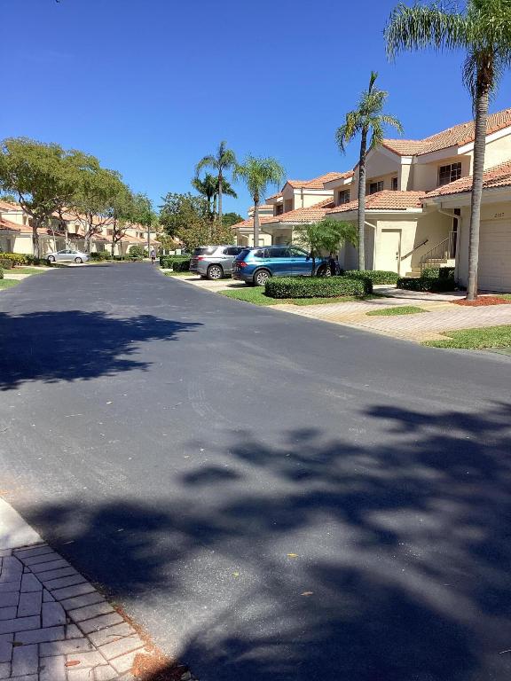 17288 Boca Club Boulevard 2001