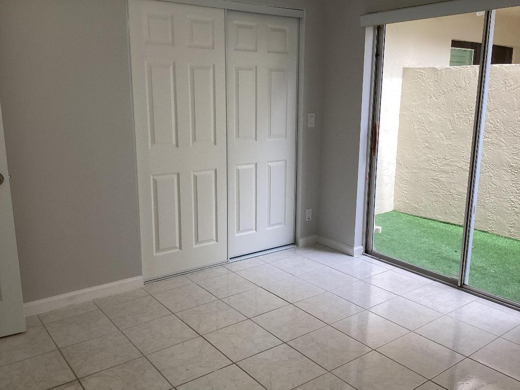 17288 Boca Club Boulevard 2001