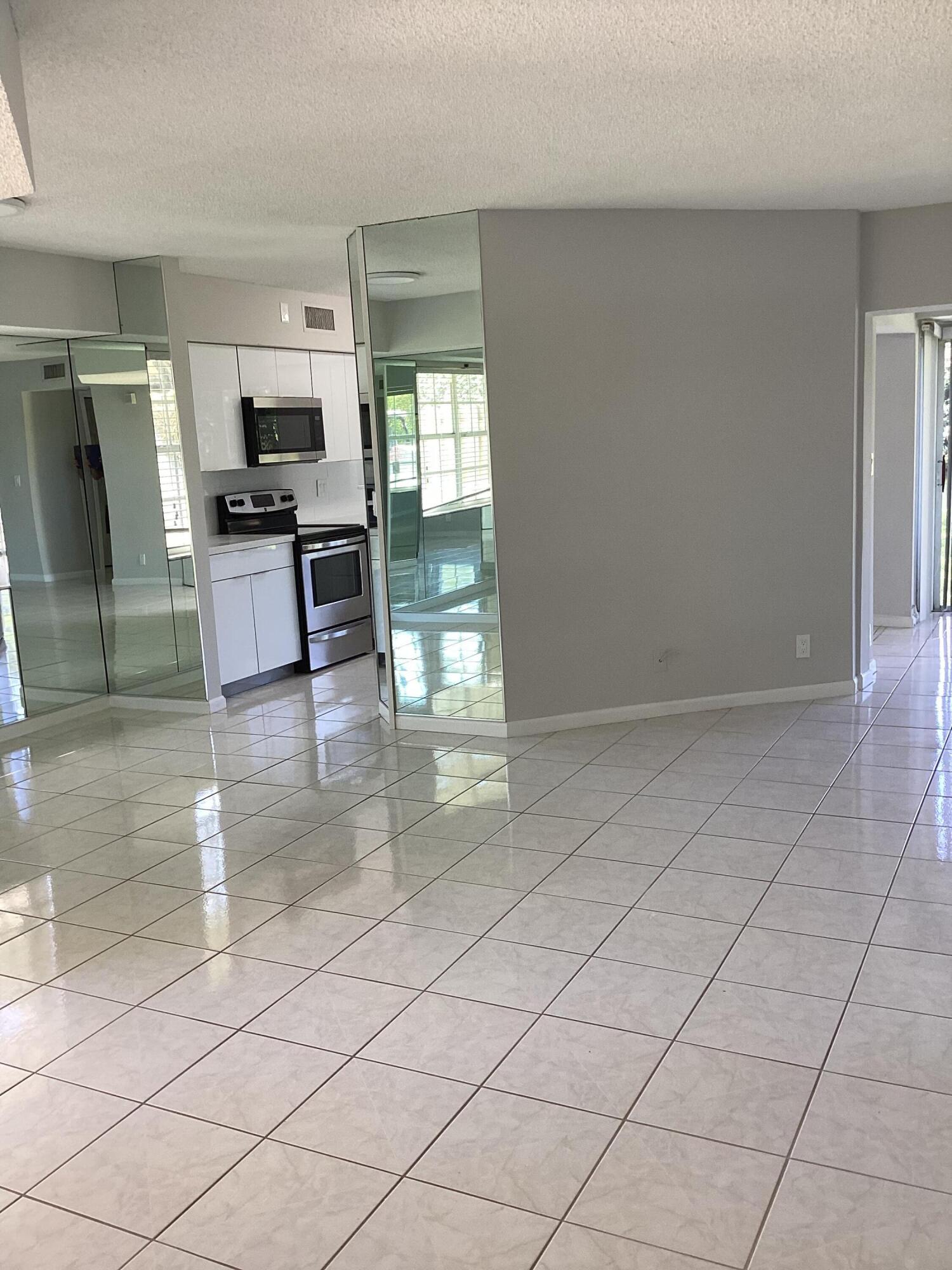 17288 Boca Club Boulevard 2001