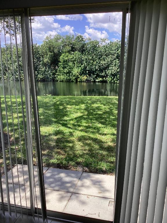 17288 Boca Club Boulevard 2001