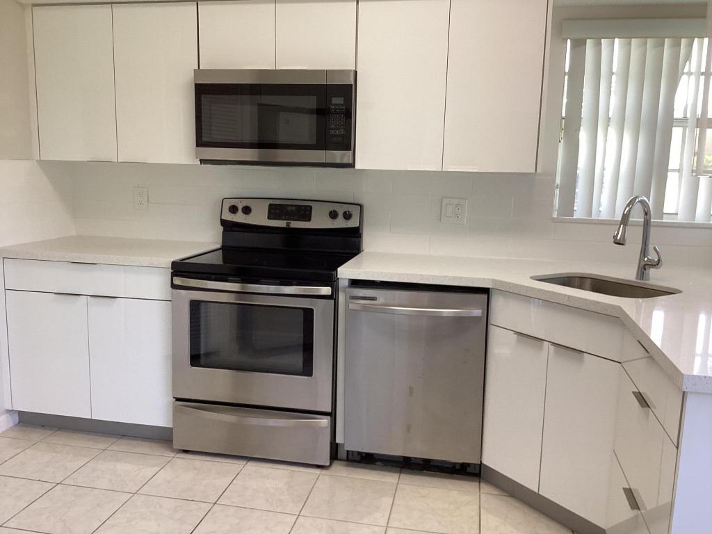 17288 Boca Club Boulevard 2001