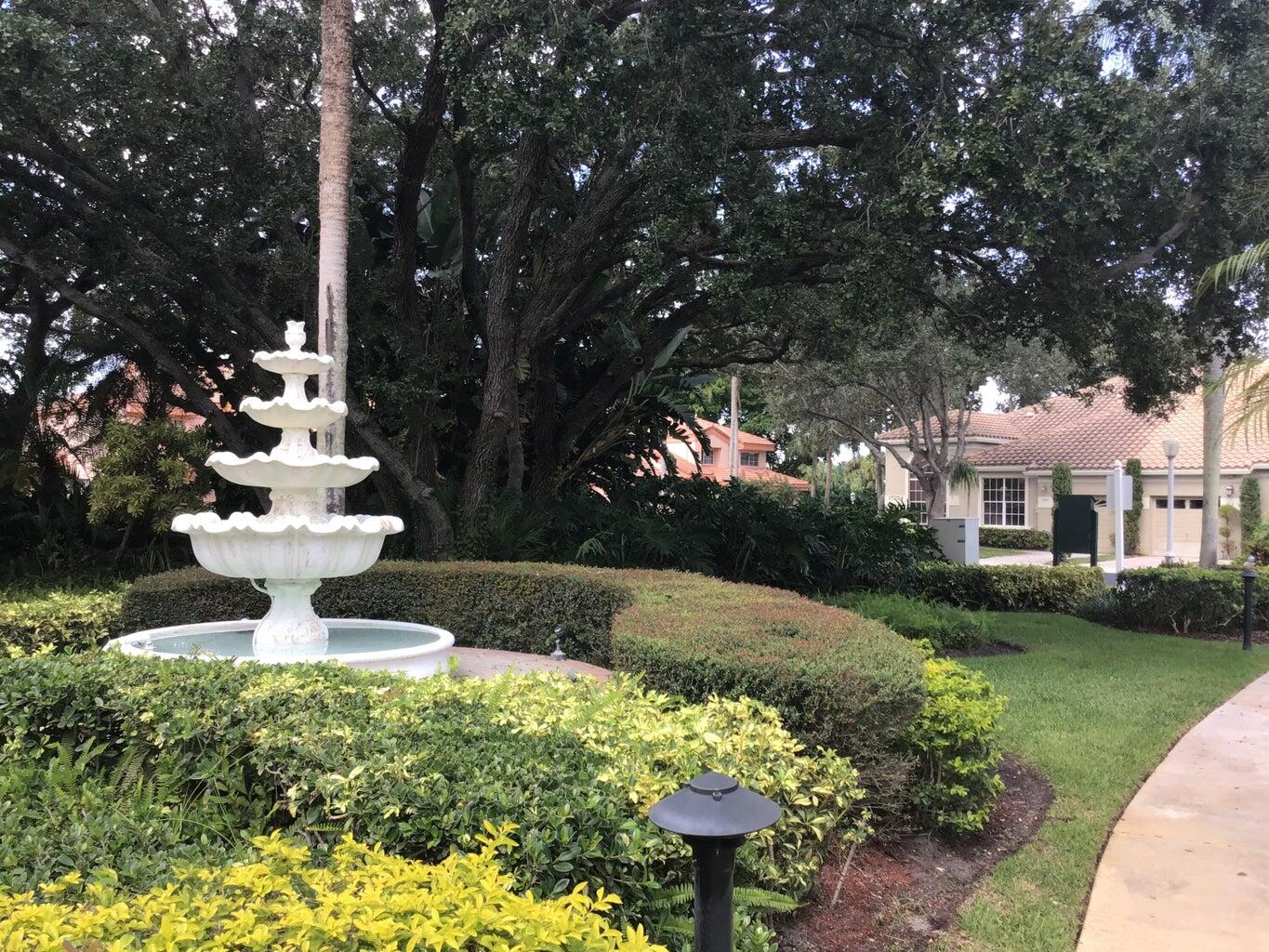 17288 Boca Club Boulevard 2001