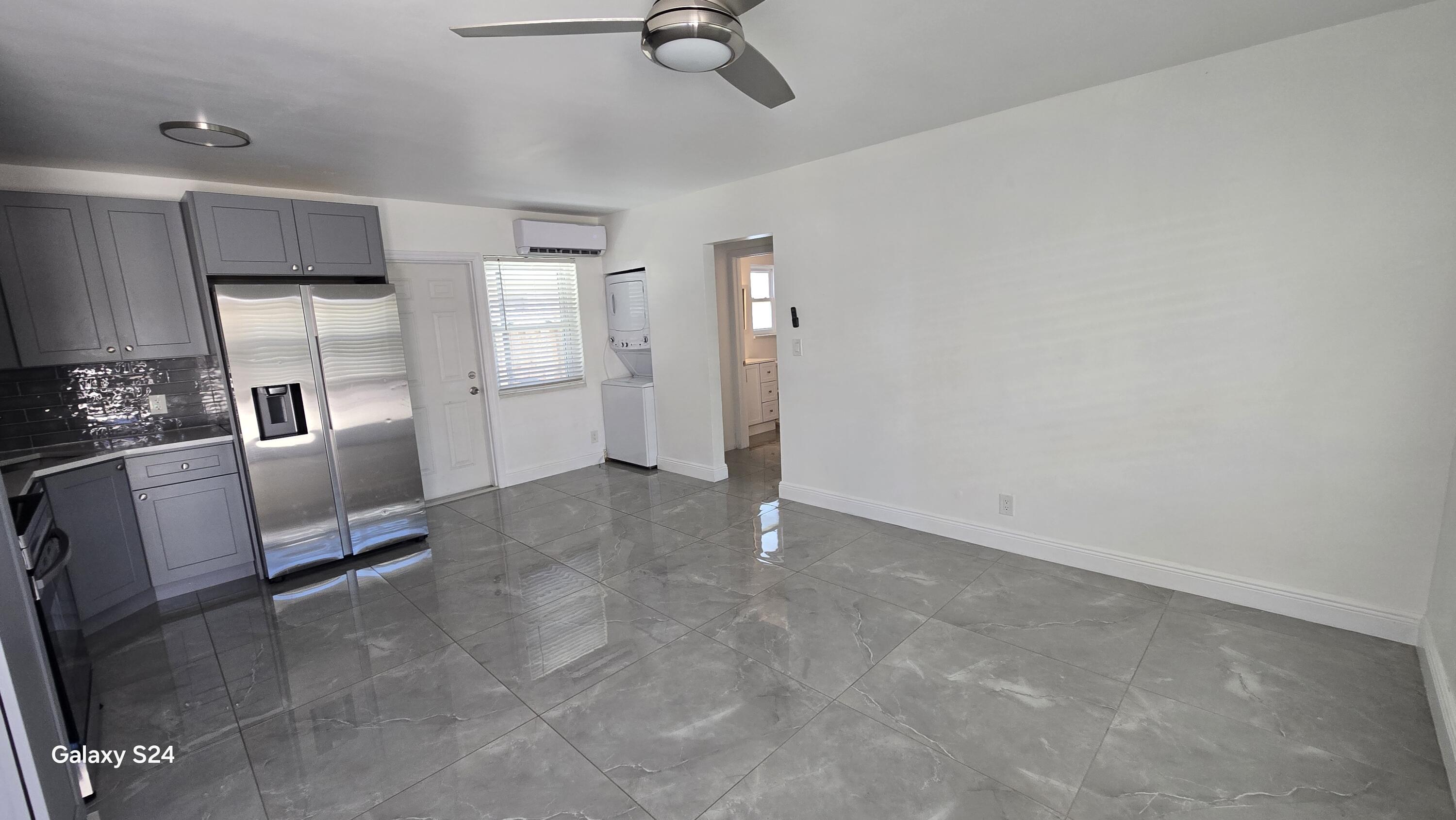 4761 NE 21 Terrace 1