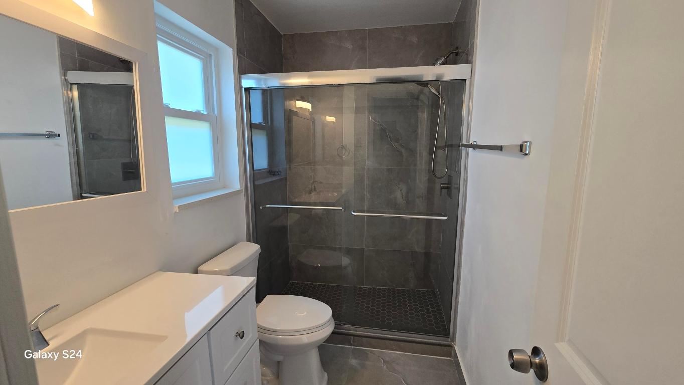 4761 NE 21 Terrace 1