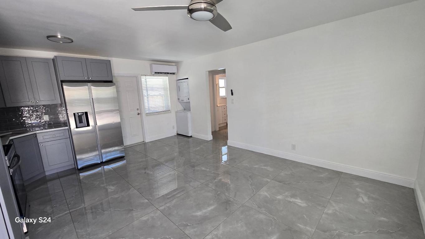 4761 NE 21 Terrace 1