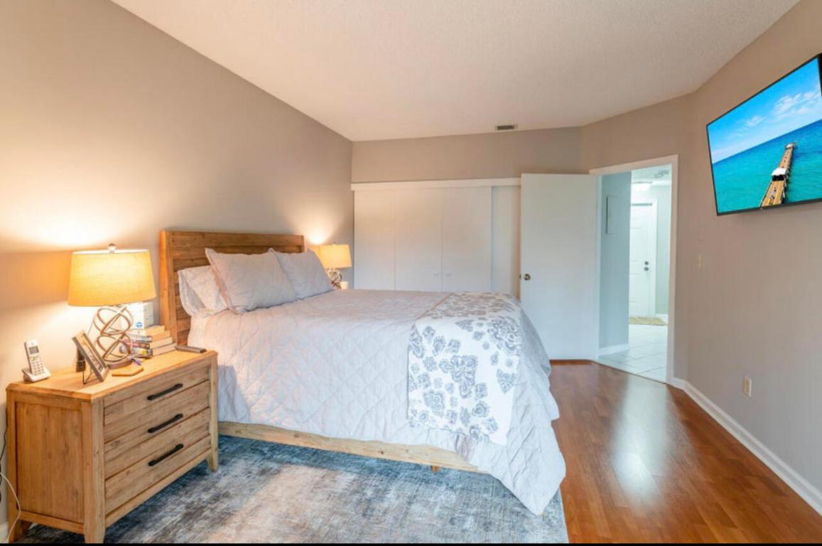 6666 Montego Bay Boulevard E