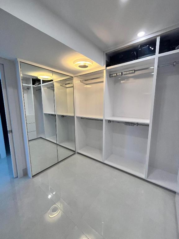 1180 S Ocean Boulevard 8-A