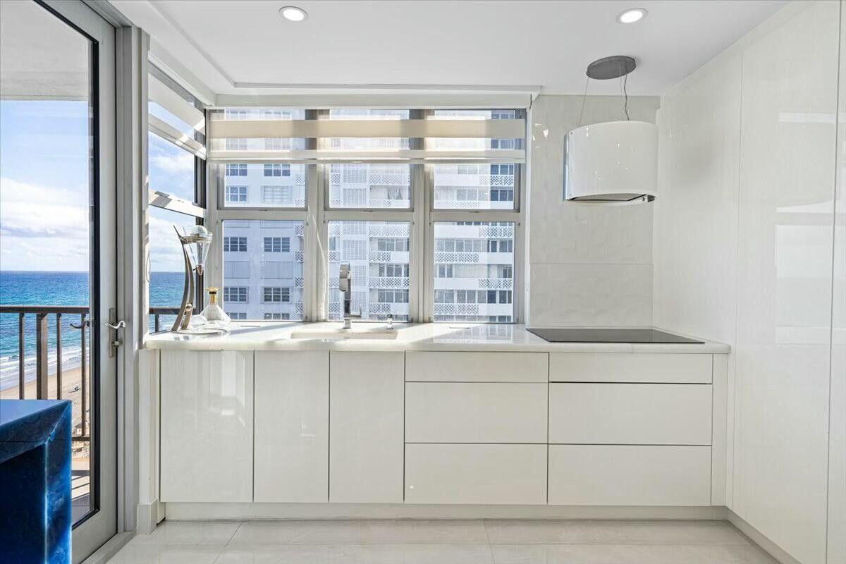 1180 S Ocean Boulevard 8-A