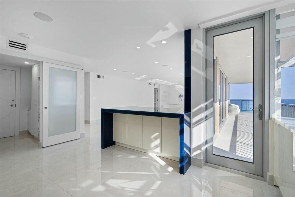 1180 S Ocean Boulevard 8-A