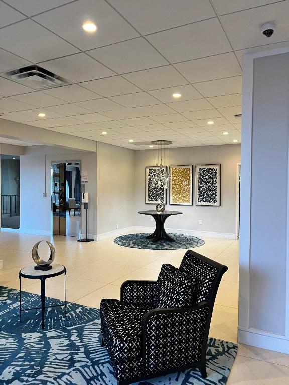 1180 S Ocean Boulevard 8-A