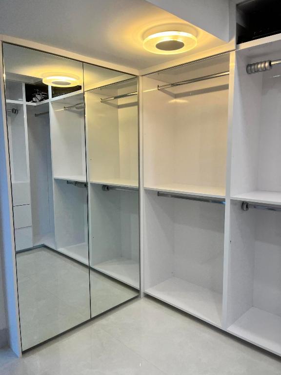 1180 S Ocean Boulevard 8-A