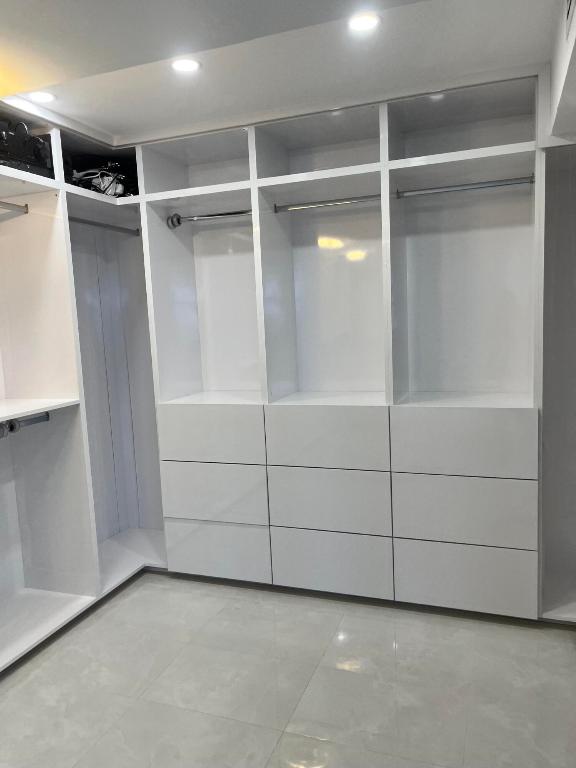 1180 S Ocean Boulevard 8-A