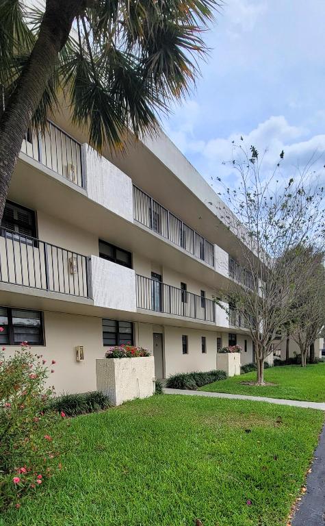 2420 Deer Creek Country Club Boulevard 107-D