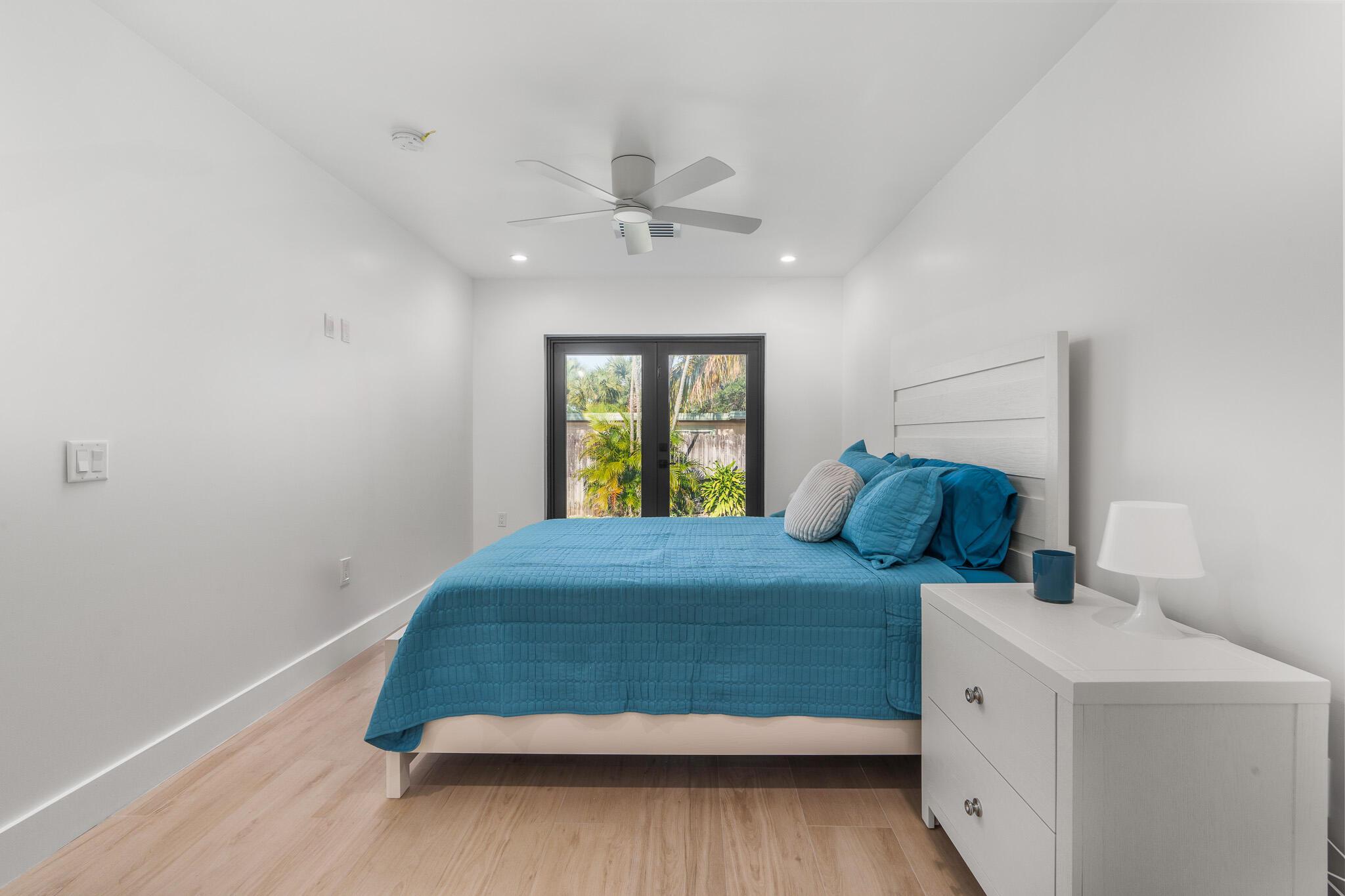 305 De Carie Street