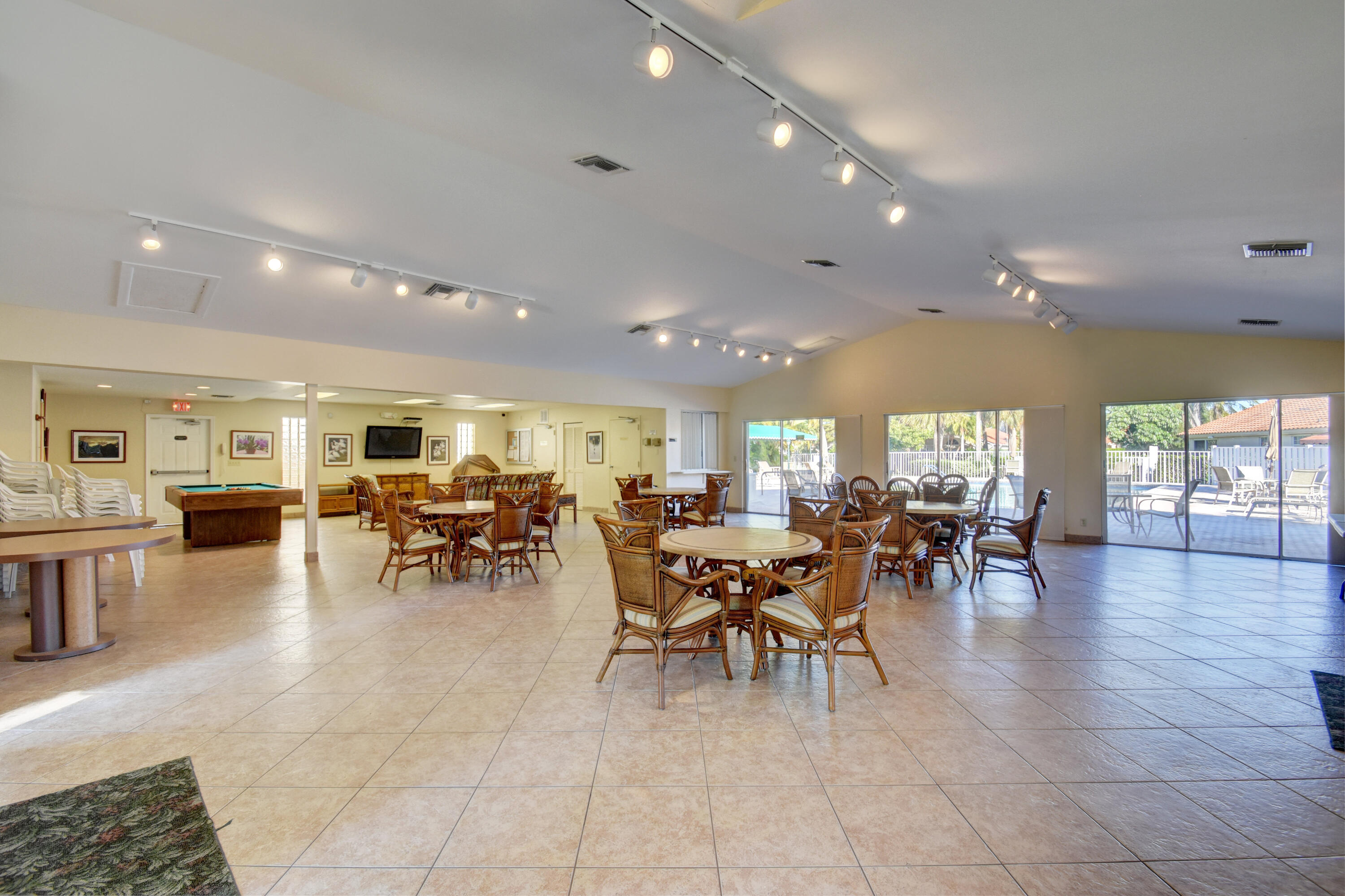 5325 Bodega Place
