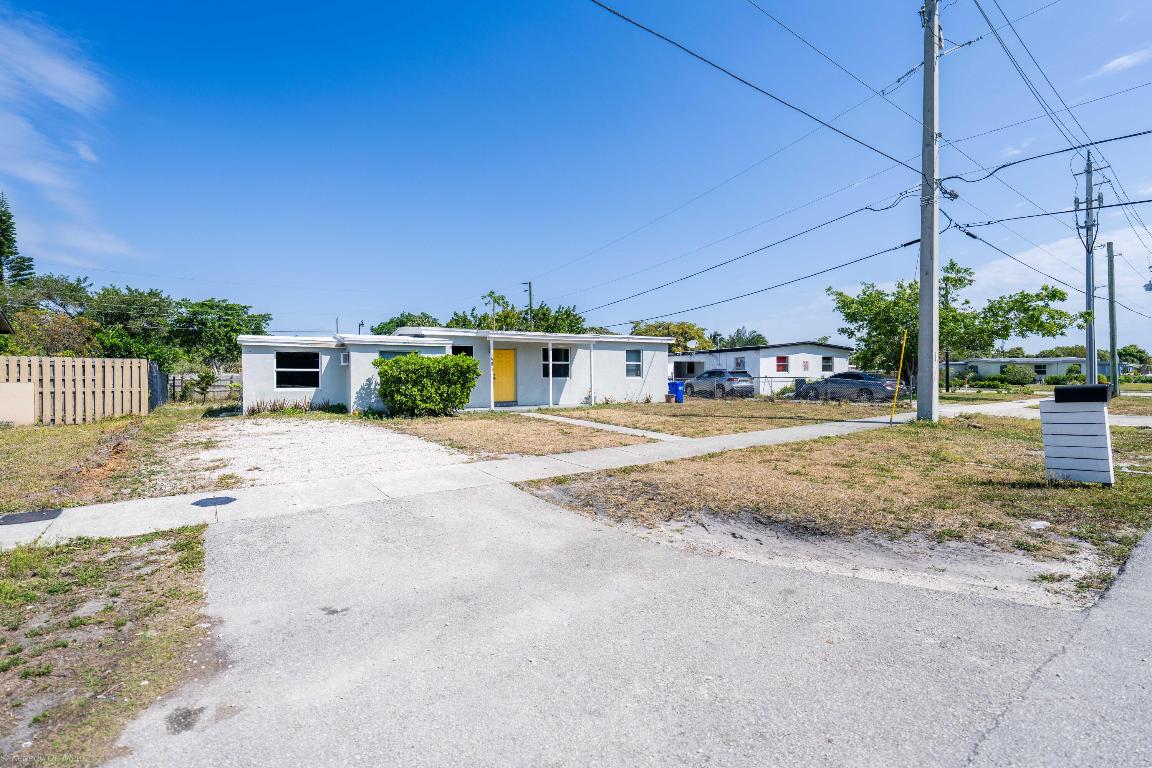 1481 NE 51st Street, Pompano Beach