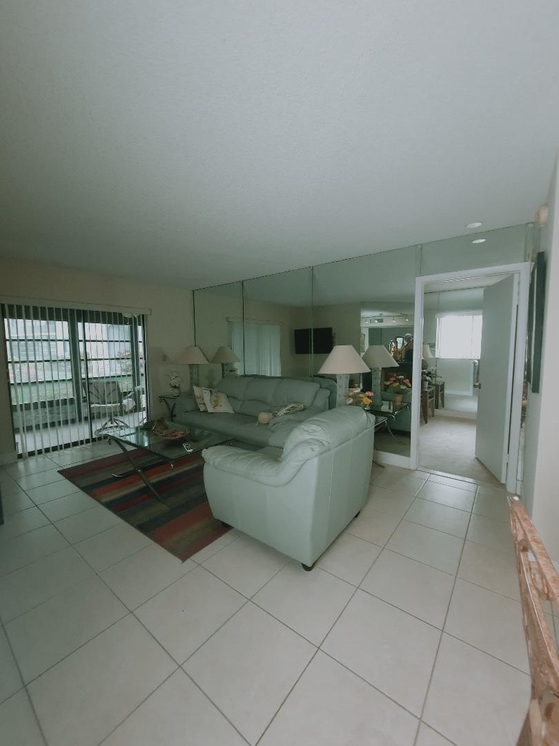 15461 Lakes Of Delray Boulevard 101