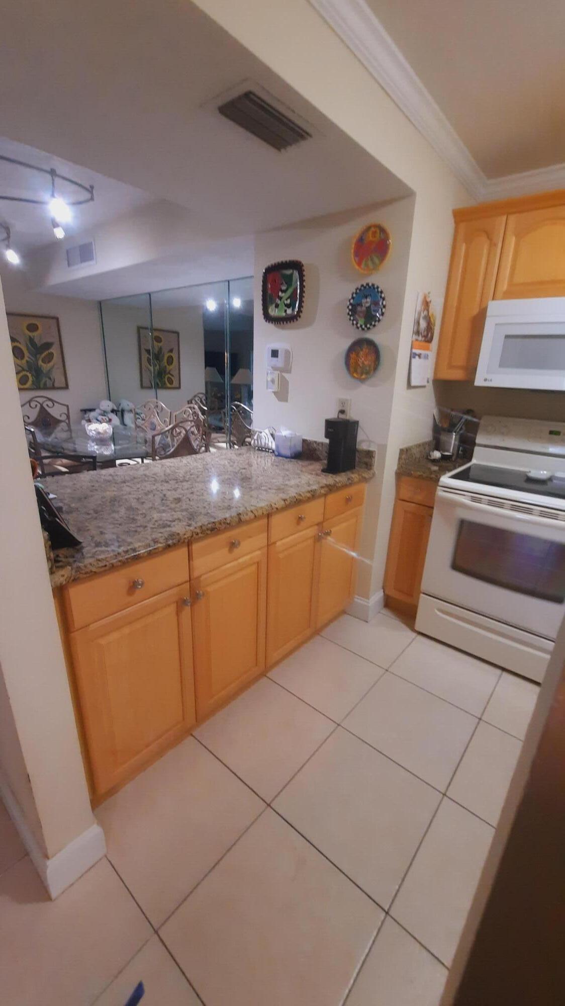 15461 Lakes Of Delray Boulevard 101
