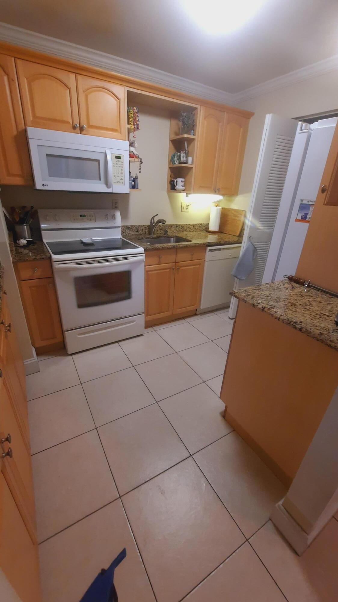 15461 Lakes Of Delray Boulevard 101
