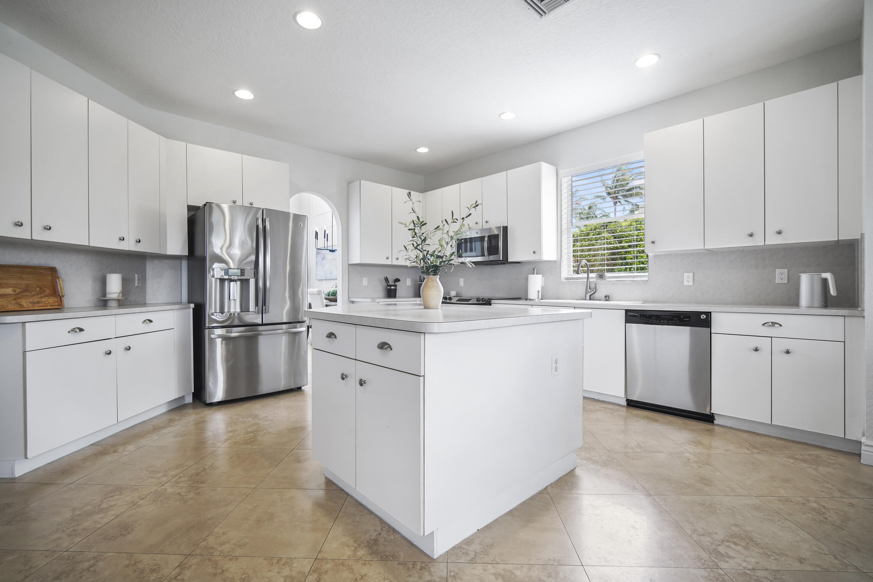 21280 Waycross Drive