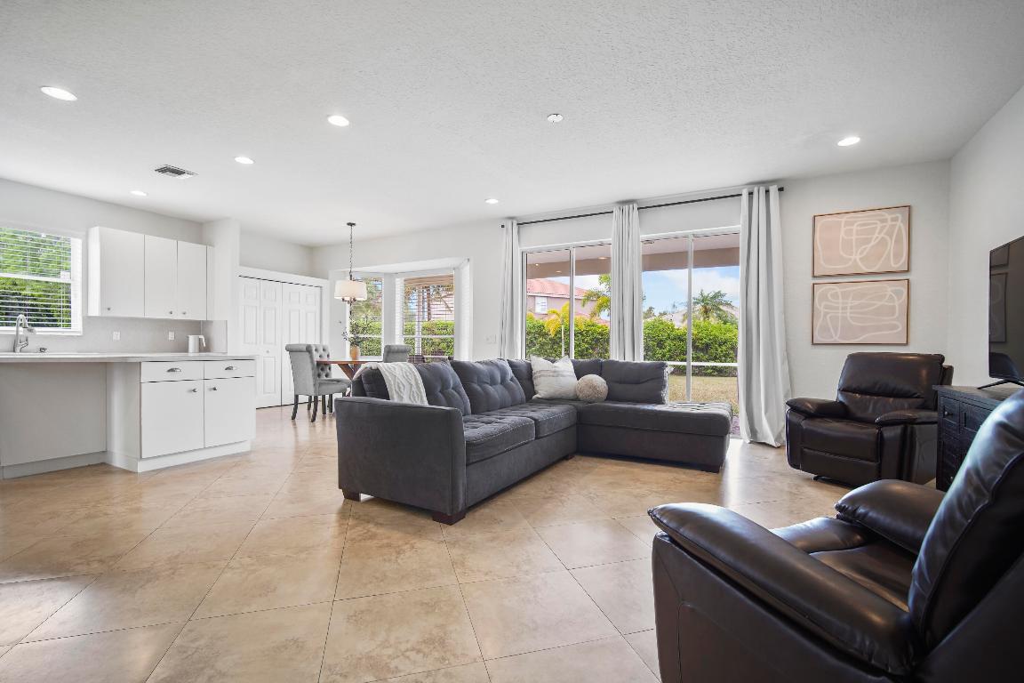 21280 Waycross Drive