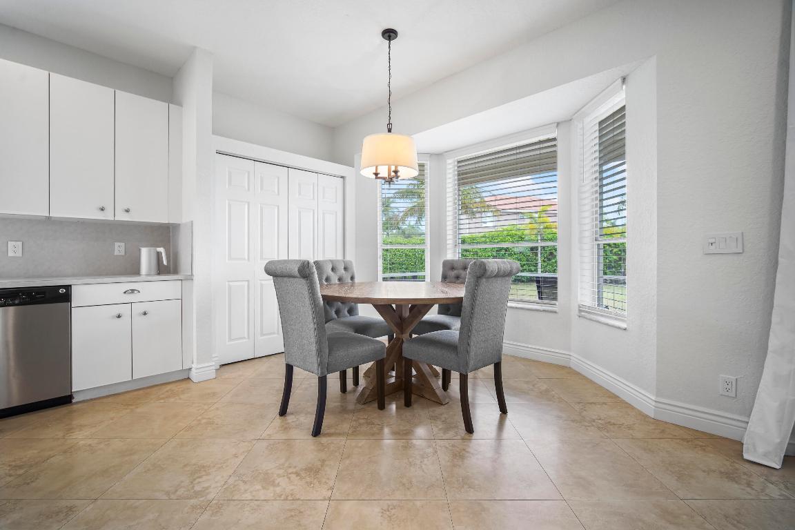 21280 Waycross Drive