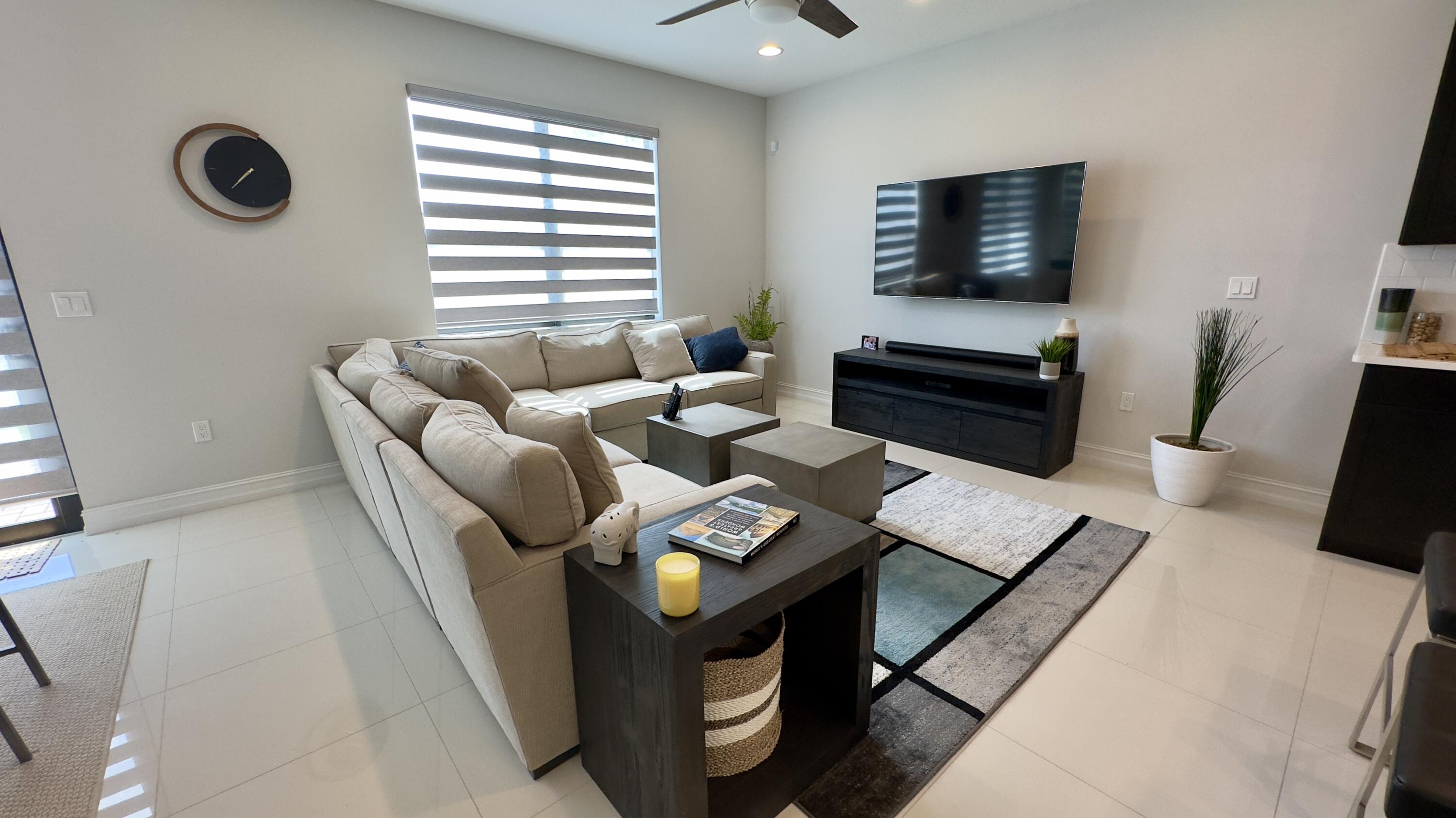 9486 Glider Way