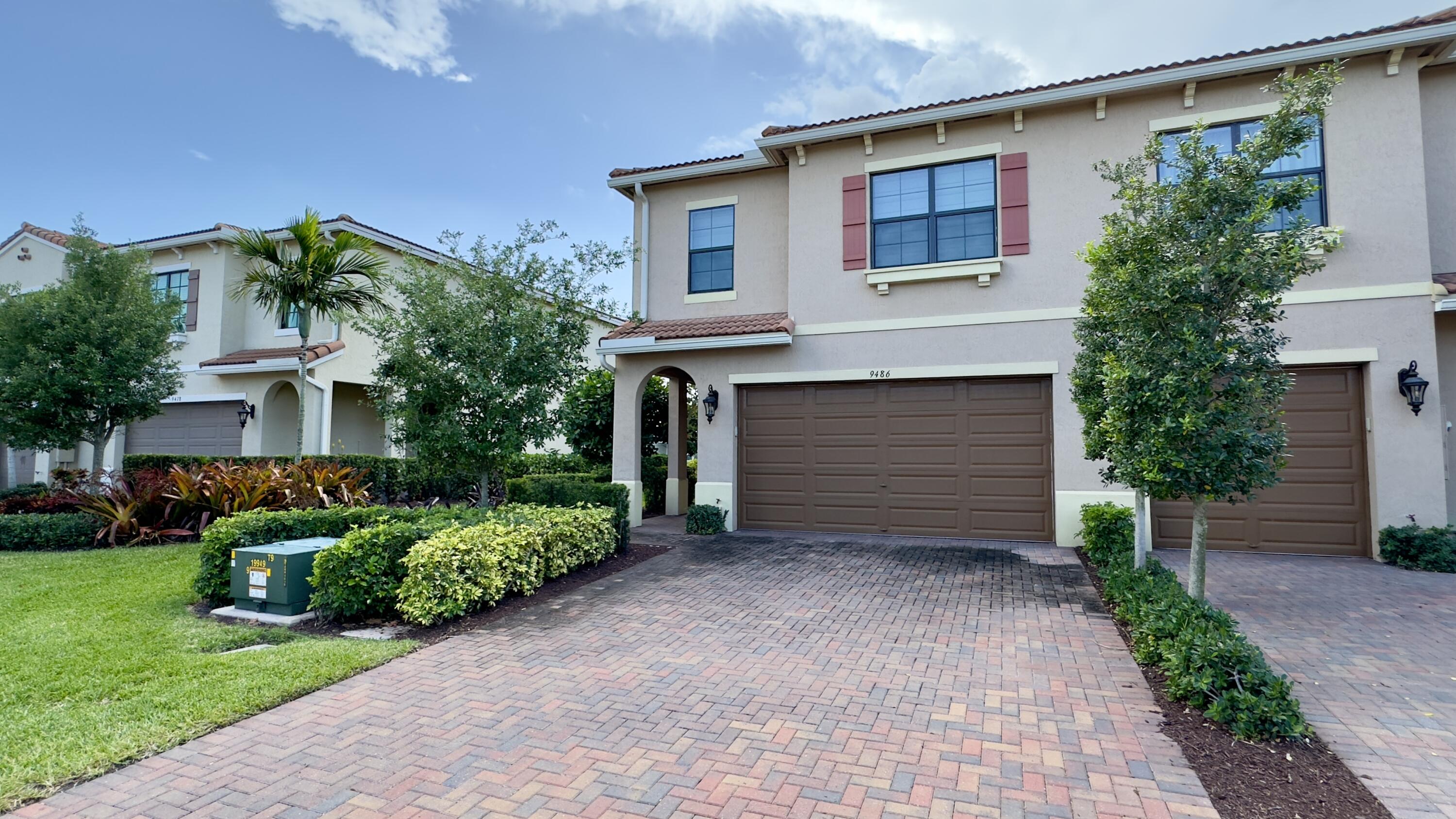 9486 Glider Way