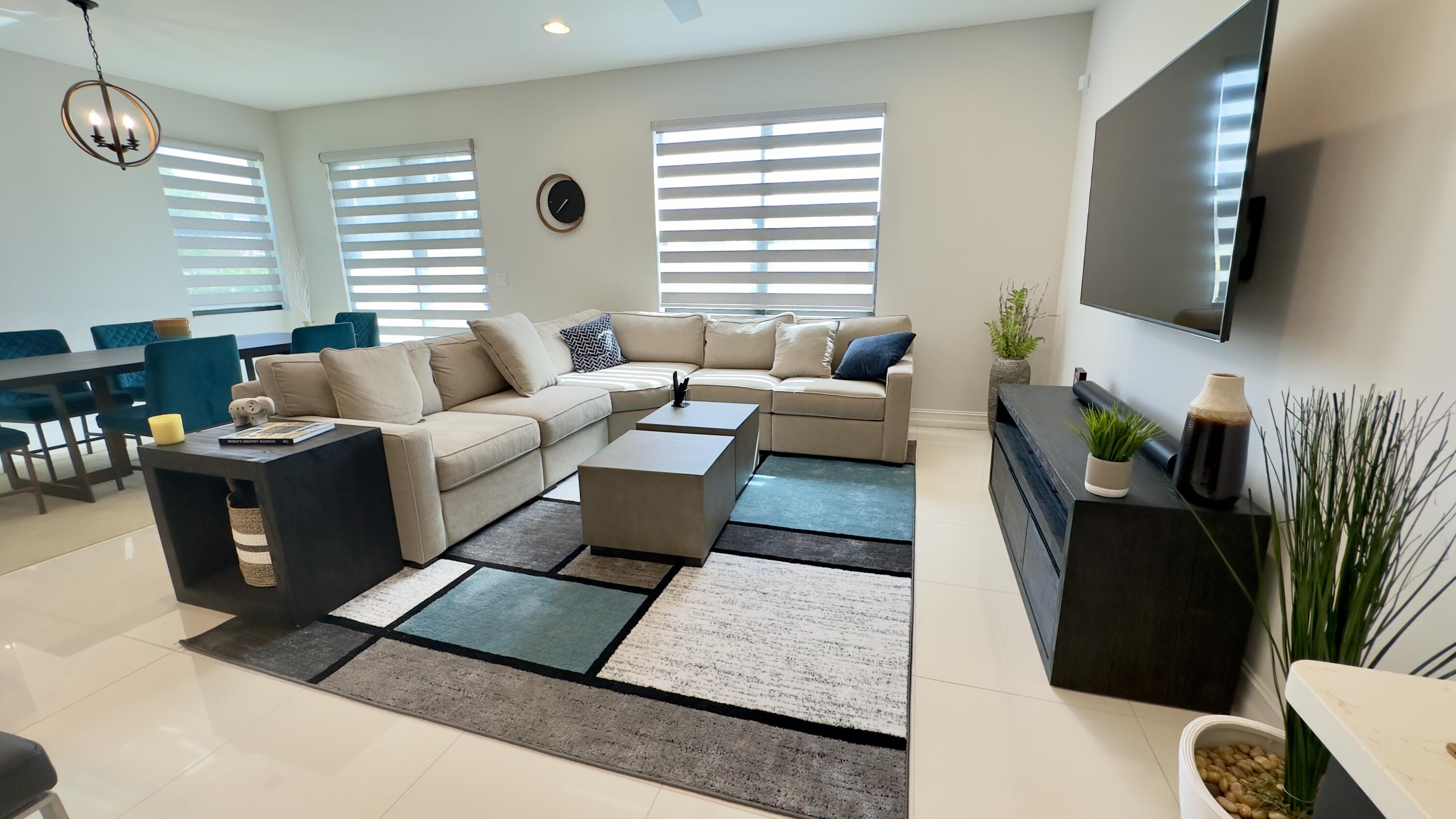 9486 Glider Way