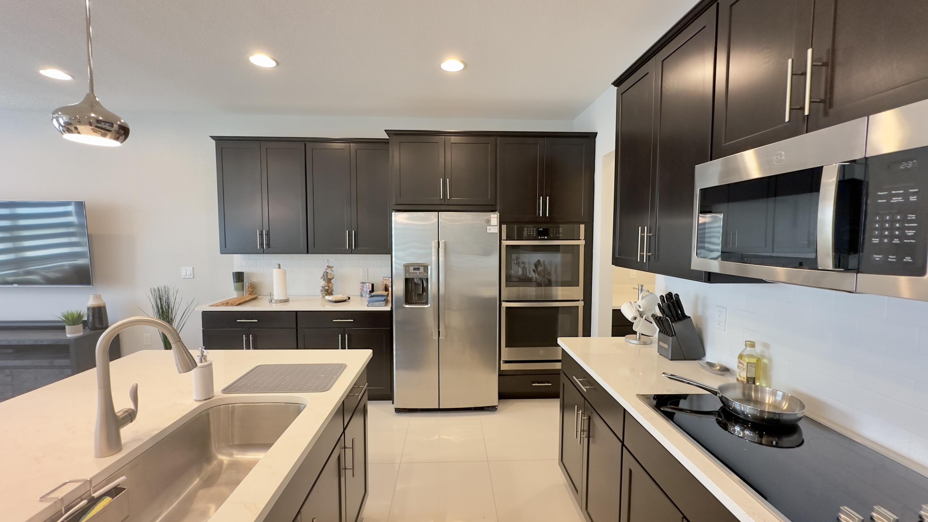 9486 Glider Way