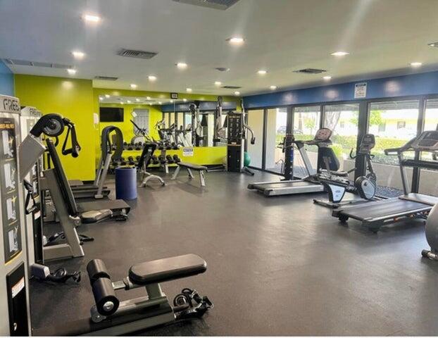 2420 Deer Creek Country Club Boulevard 305-D