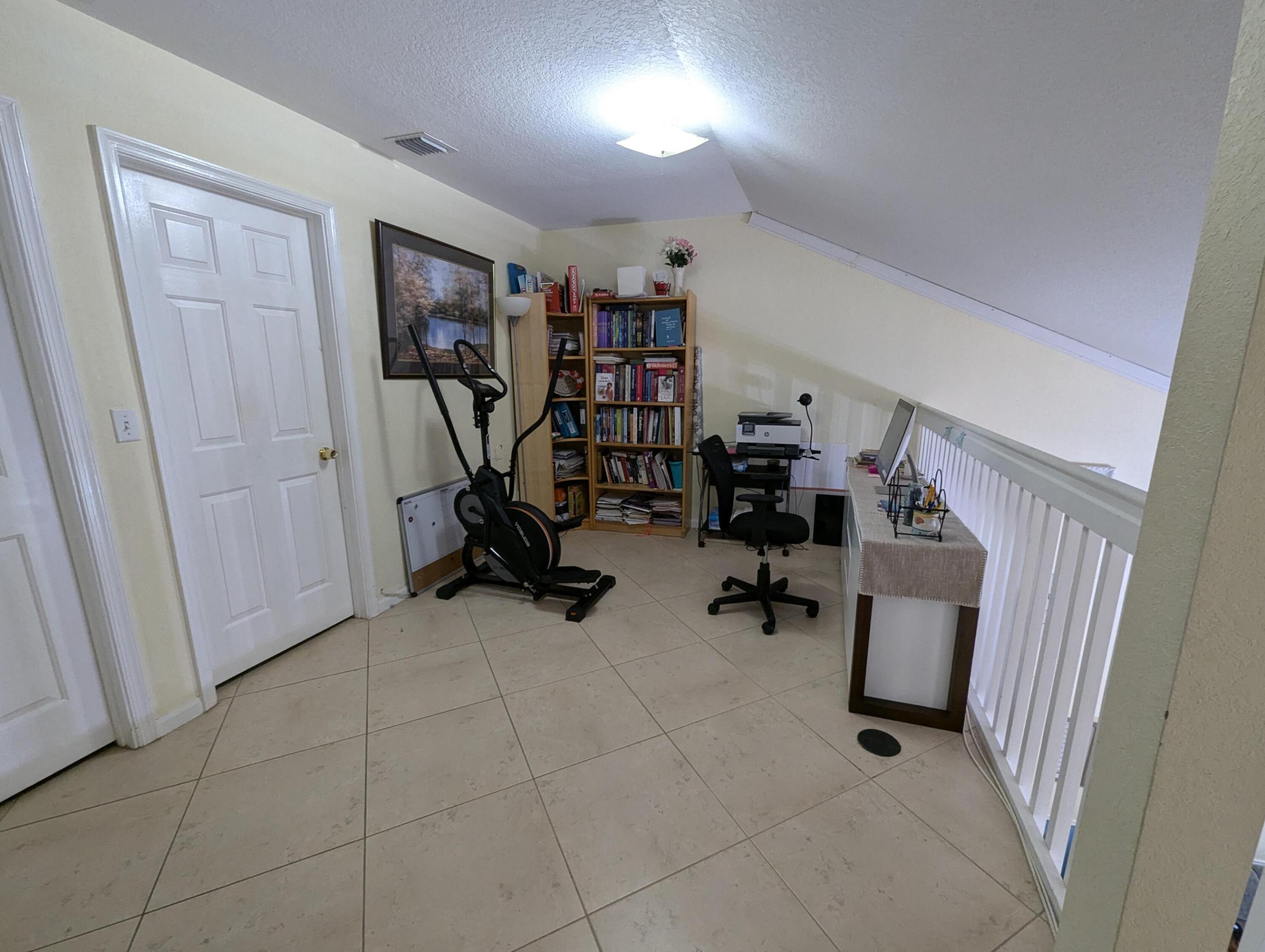 328 SE 23rd Avenue