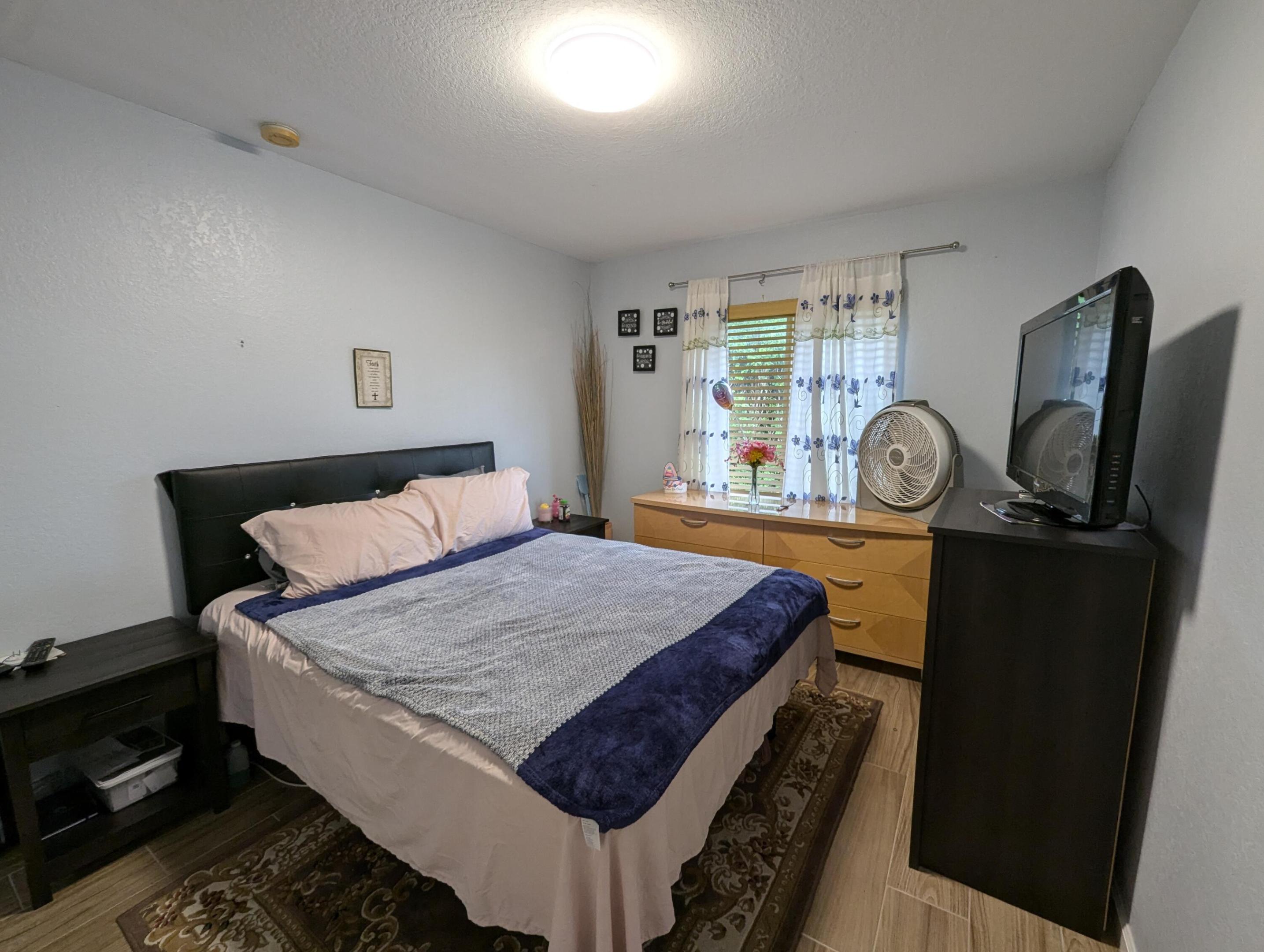 328 SE 23rd Avenue